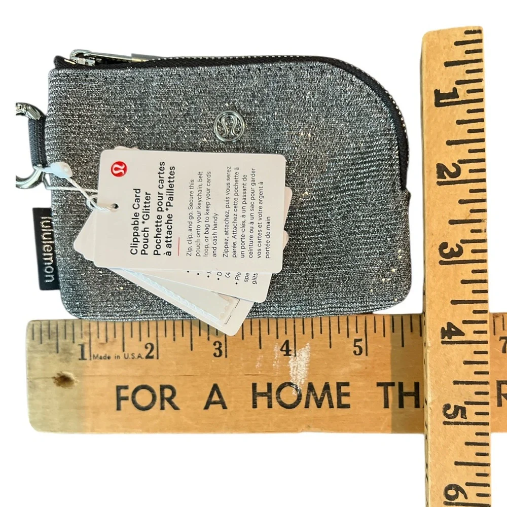Lululemon Clippable Card Pouch‎ Glitter Silver NWT